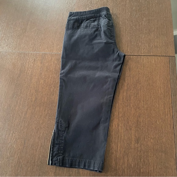 Ladies Pants by Guess Jeans - Picture 3 of 10